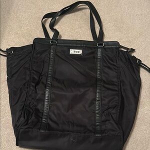 IZOD Black Tote Bag